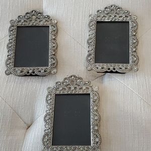Vintage look picture frame